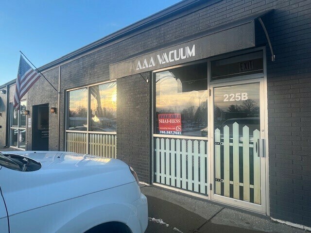 More Photos Of 231-225 S 21st St, Newark Unknown For Lease