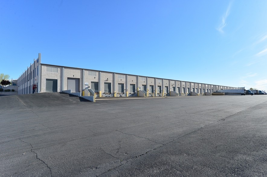 More Photos Of 12160 Rojas Dr, El Paso Warehouse For Lease