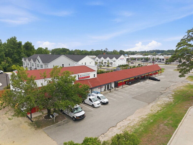 More Photos Of 5310 Carolina Beach Rd, Wilmington General Retail For Sale