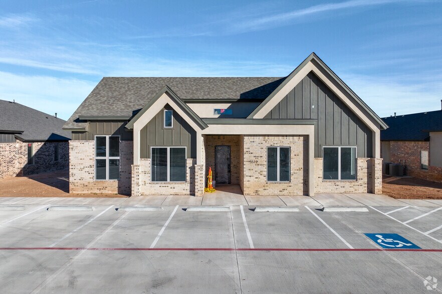 More Photos Of 5512 114th St, Lubbock Office For Sale