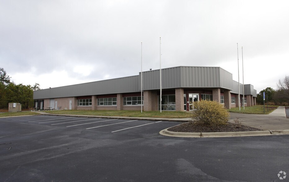 More Photos Of 220 Continuum Dr, Fletcher Research And Development For Sale