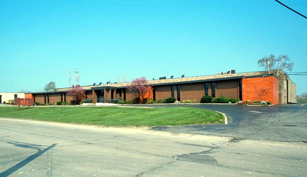 More Photos Of 4495 Cranwood Pky, Warrensville Heights Warehouse For Lease