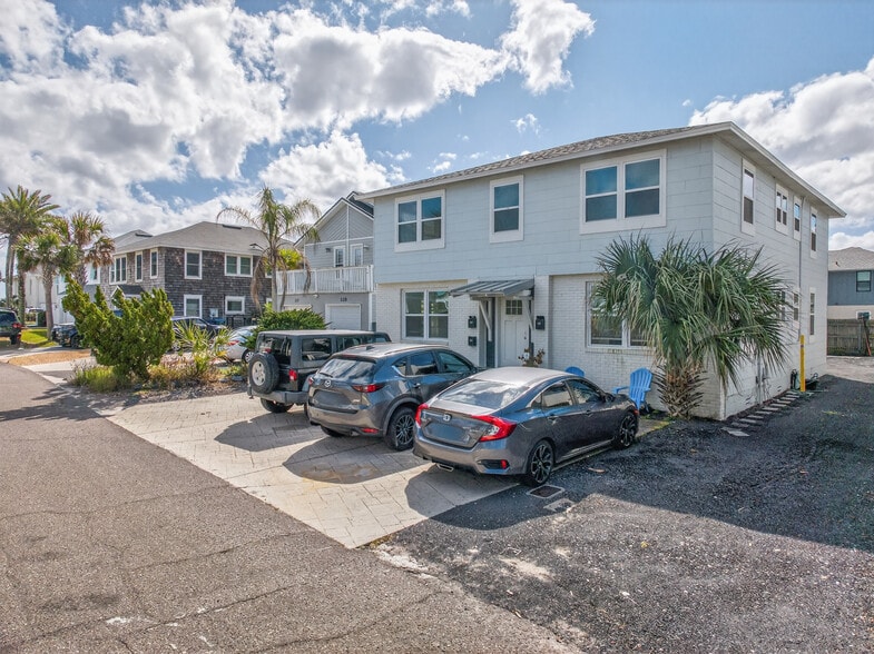 More Photos Of 123 Margaret St, Neptune Beach Multifamily For Sale
