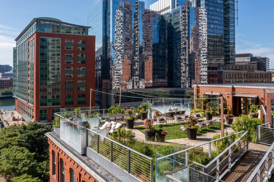 More Photos Of 125 High St, Boston Coworking Space