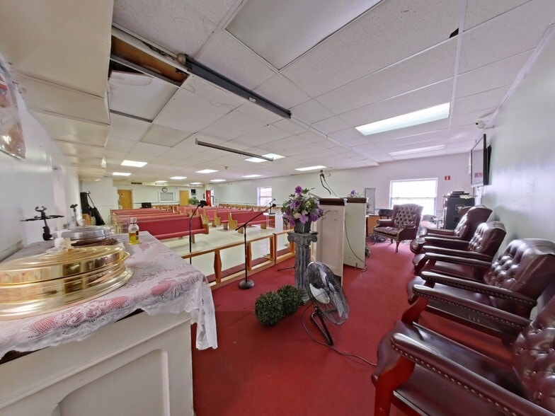More Photos Of 3914 N 6th St, Philadelphia Religious Facility For Sale