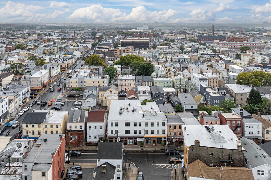 More Photos Of 120 Elm St, Newark Apartments For Lease