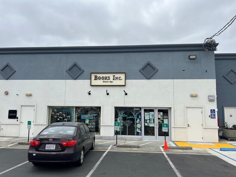 More Photos Of 2483-2495 Washington Ave, San Leandro Light Manufacturing For Sale