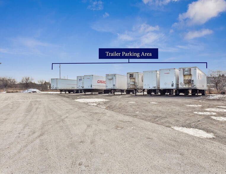 More Photos Of 1100 Haultain Ct, Mississauga Industrial For Sale