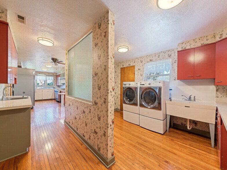 More Photos Of 142 Country Club Dr, Waynesville Hospitality For Sale