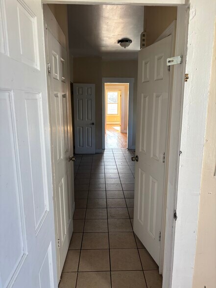 More Photos Of 373 Blatchley Ave, New Haven Apartments For Sale