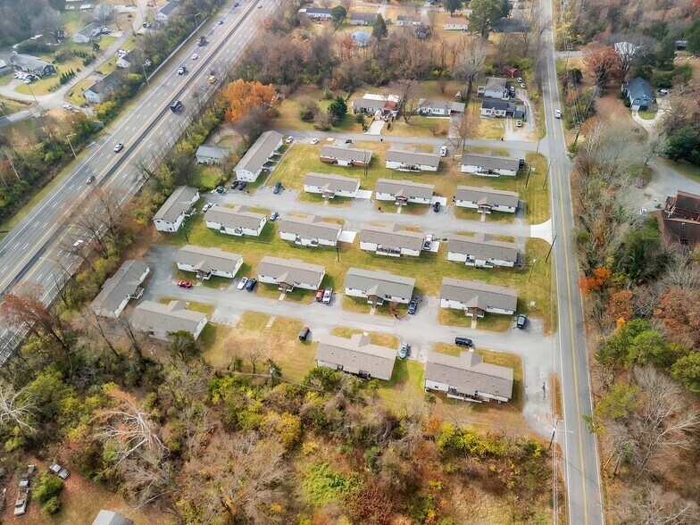 More Photos Of 1900 Dutch Valley Dr, Knoxville Multifamily For Sale