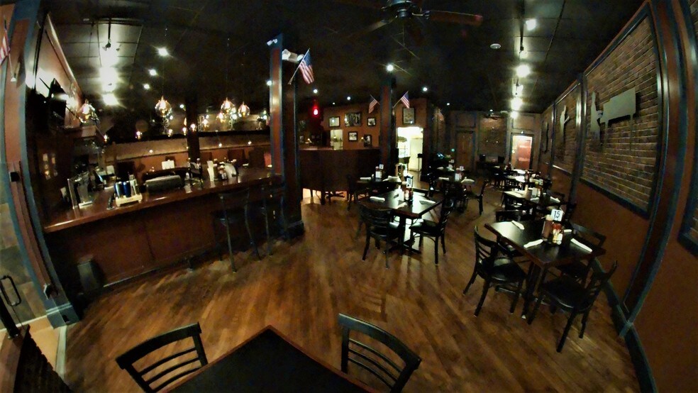 More Photos Of 27-31 E Main St, Lititz Restaurant For Lease