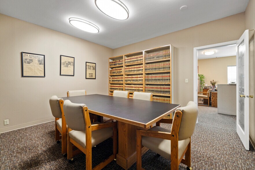 More Photos Of 514 Walnut Ave, Klamath Falls Office Residential For Sale