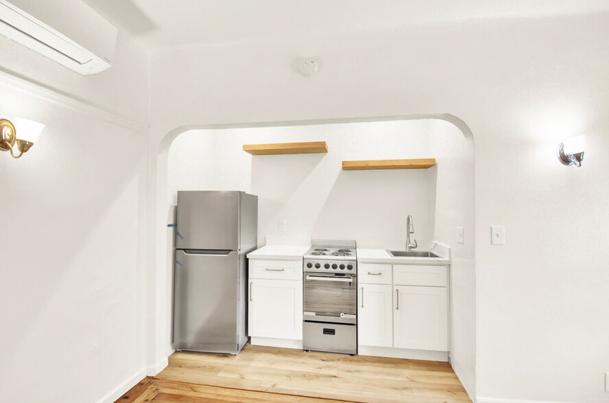 More Photos Of 1517 17th St, Sacramento Apartments For Sale