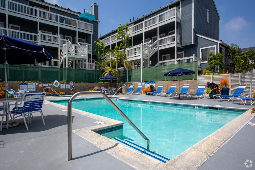 3787 E 11th St, Long Beach, CA 90804 Apartments For Sale