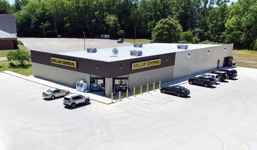 Primary Photo Of 1420 Main st, Niles Convenience Store For Sale