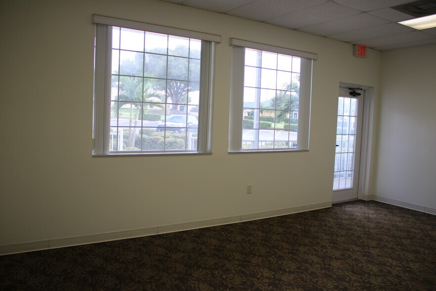 More Photos Of 3311-3345 Medical Hill Rd, Sebring Medical For Lease