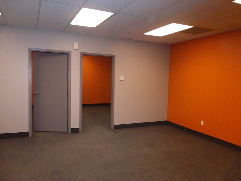 More Photos Of 279 New Britain Rd, Berlin Office For Lease