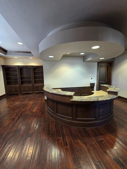 More Photos Of 3310 N Capital Of Texas Hwy, Austin Storefront Retail Office For Lease