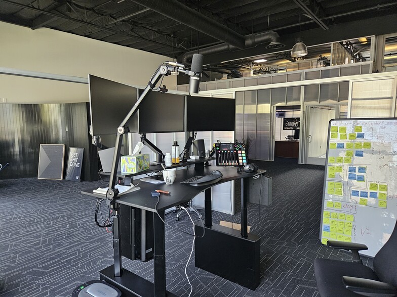 More Photos Of 950 Reserve Dr, Roseville Loft Creative Space For Lease