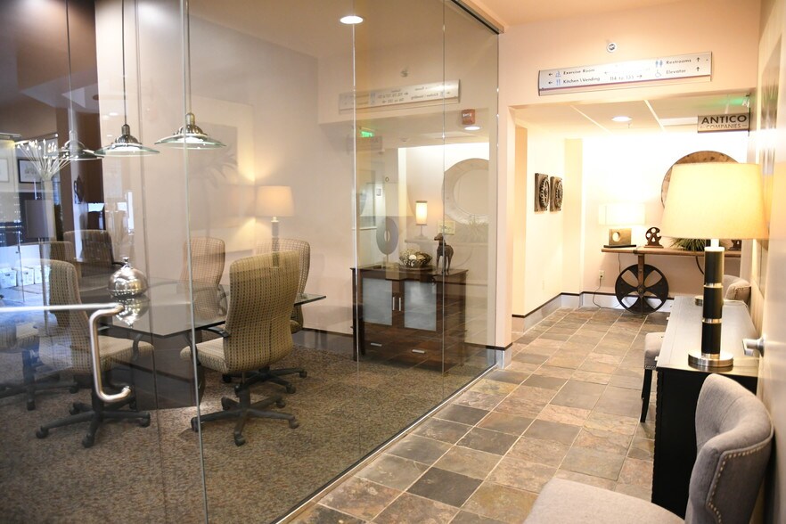 More Photos Of 289 Elm St, Marlborough Warehouse For Lease