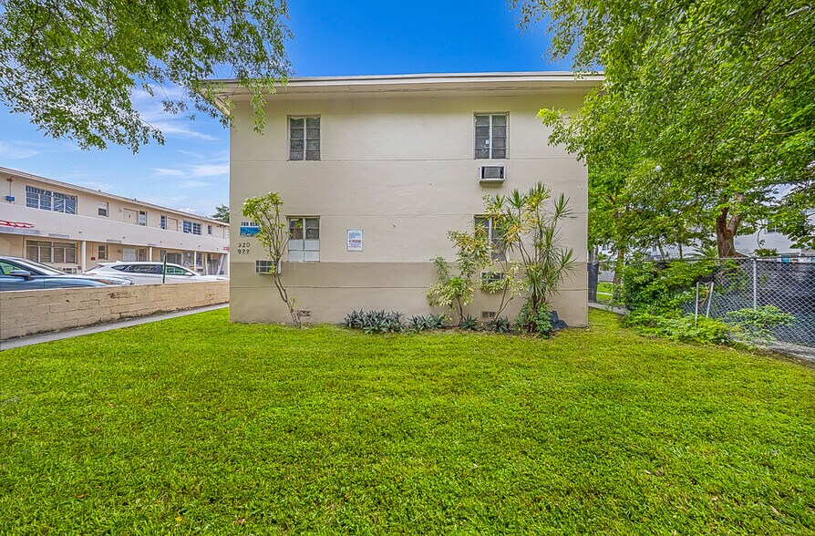 More Photos Of 931 SW 3rd St, Miami Apartments For Sale