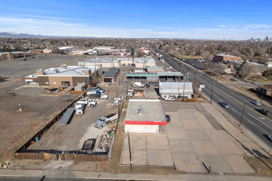 More Photos Of 2197 S Sheridan Blvd, Denver Freestanding For Lease