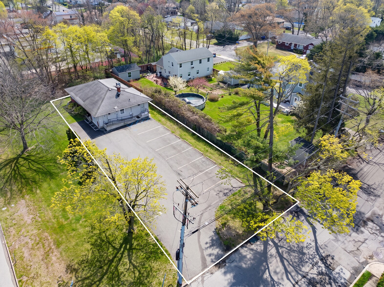 More Photos Of 3250 Sunrise Hwy, Islip Terrace Medical For Sale
