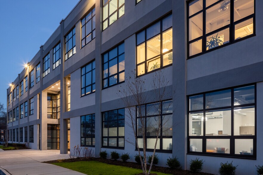 More Photos Of 409 Joyce Kilmer Ave, New Brunswick Loft Creative Space For Lease