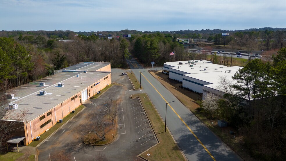 More Photos Of 1040 Cobb Industrial Dr, Marietta Manufacturing For Sale