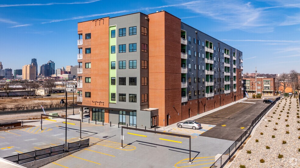 More Photos Of 1901 Vine St, Kansas City Multifamily For Sale