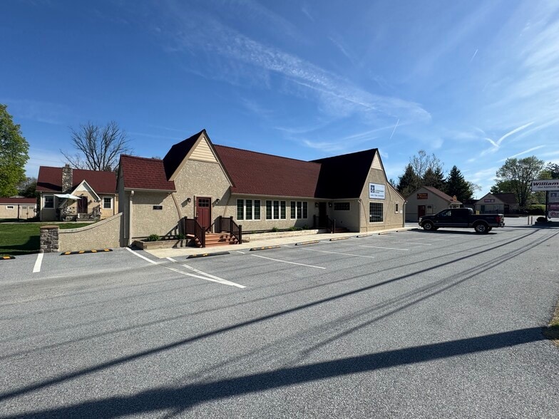 Primary Photo Of 533 E Lincoln Hwy, Exton Freestanding For Lease