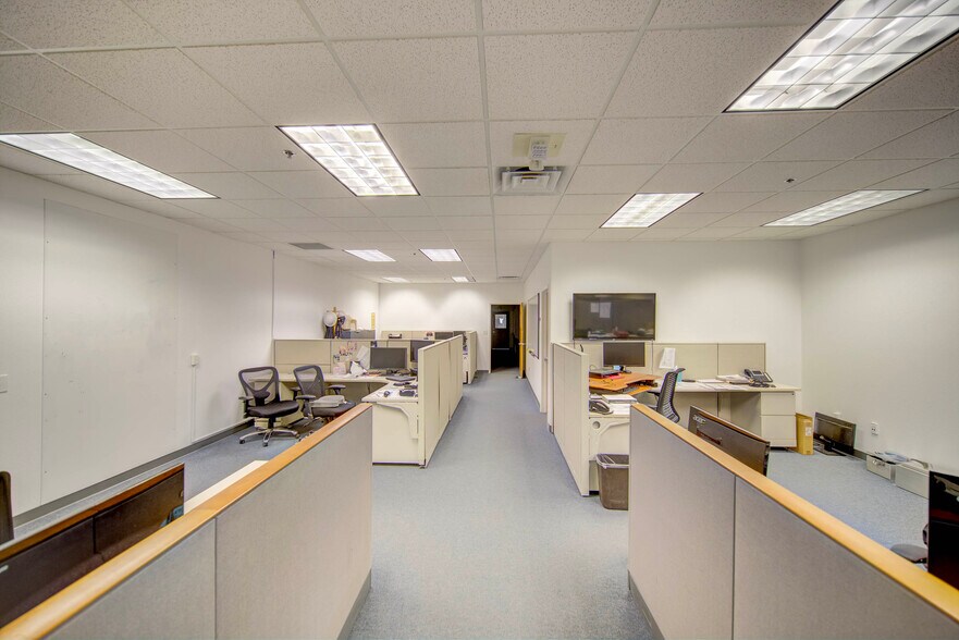 More Photos Of 1065 Marauder St, Chico Manufacturing For Sale