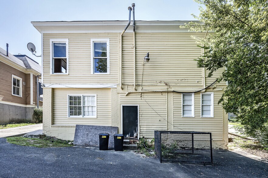 More Photos Of 1063 Walnut St, Macon-Bibb Apartments For Sale