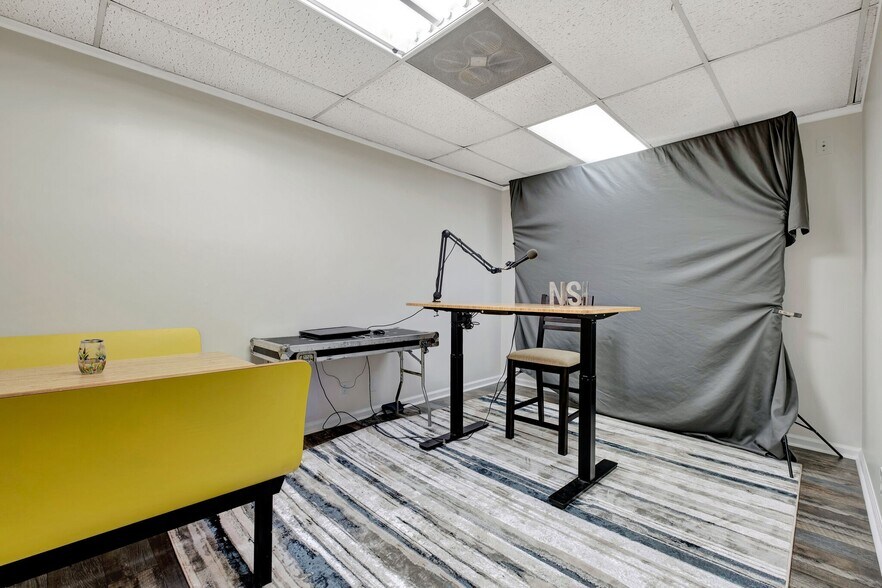 More Photos Of 211 Donelson Pike, Nashville Office For Sale