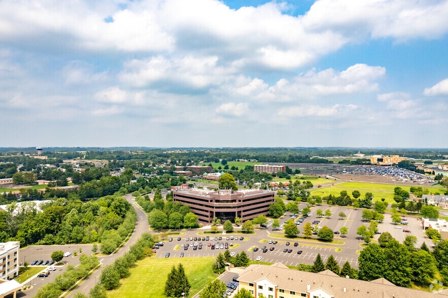 More Photos Of 3220 Tillman Dr, Bensalem Office For Lease