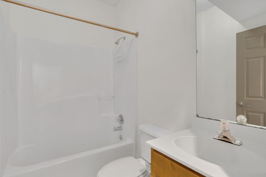 More Photos Of 942 Jefferson St, Nashville Apartments For Sale