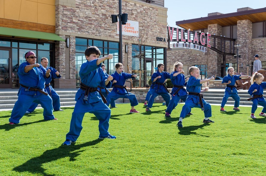 More Photos Of 1240 Hover St, Longmont General Retail For Lease