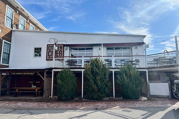 Primary Photo Of 316 Pine St, Burlington Industrial For Lease