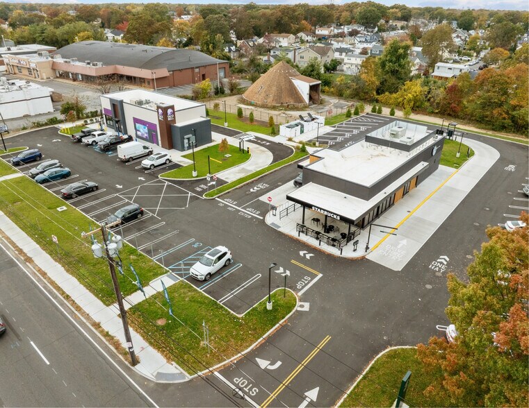 Primary Photo Of , Franklin Square General Retail For Sale