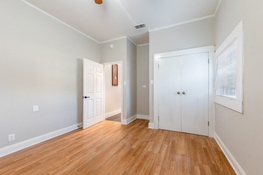 More Photos Of 2511 San Gabriel St, Austin Multifamily For Sale