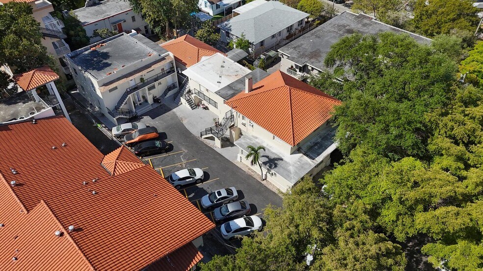 More Photos Of 1362 SW 2nd St, Miami Apartments For Sale