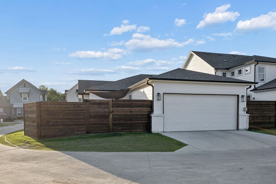 More Photos Of , Fort Worth Multifamily For Sale
