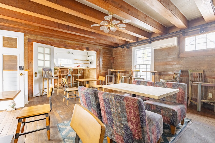 More Photos Of 146 Greenway Ct, Blowing Rock Restaurant For Sale