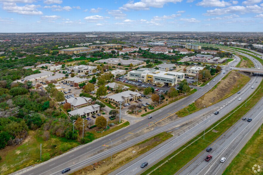 More Photos Of 2003 Rogers Rd, San Antonio Medical For Sale