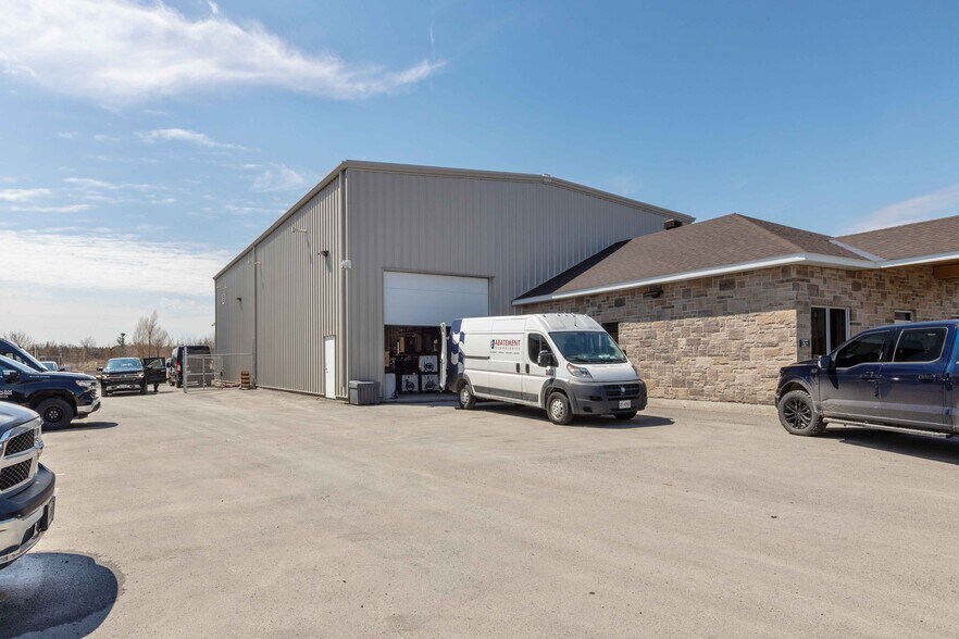 Primary Photo Of 6793 Hiram Dr, Ottawa Warehouse For Sale