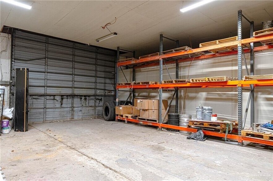 More Photos Of 2243 Pecan Blvd, McAllen Storefront Retail Office For Sale