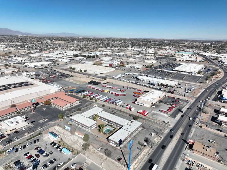 More Photos Of 11049 W Gateway Blvd, El Paso Hotel For Sale