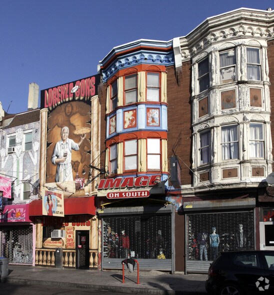 More Photos Of 303 1/2 South St, Philadelphia Storefront Retail Residential For Lease