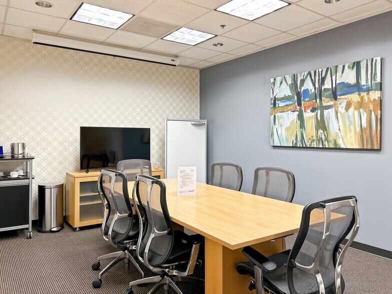 Primary Photo Of 1400 Broadfield Blvd, Houston Coworking Space